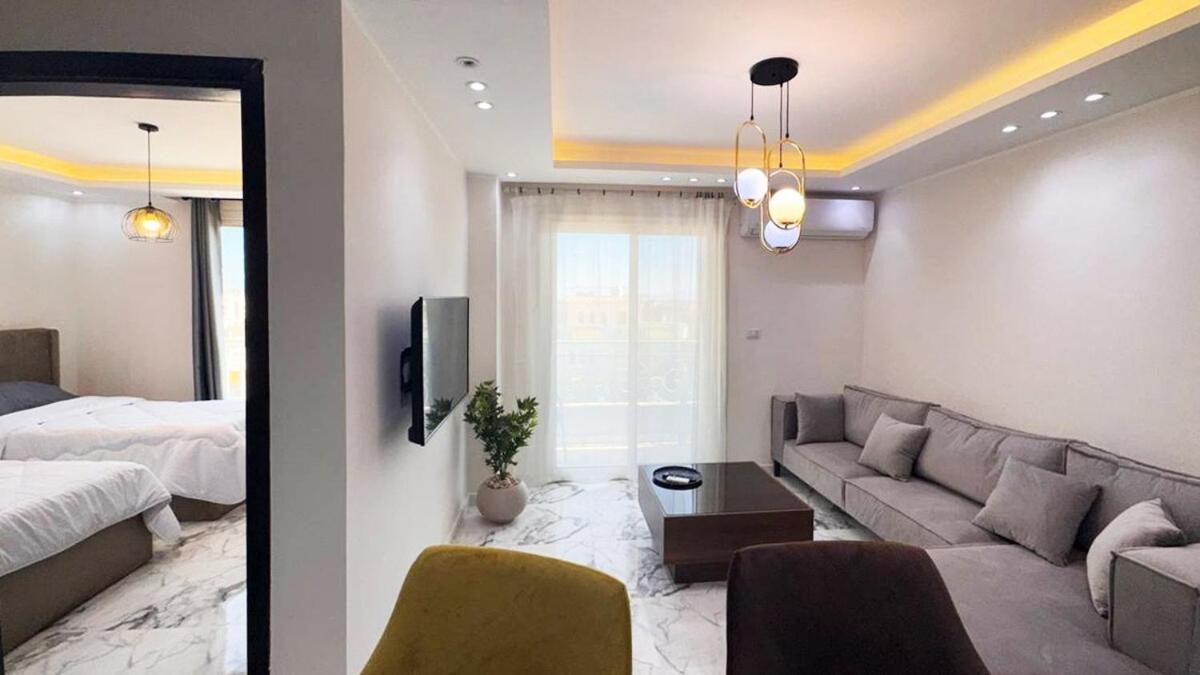 2 Bedrooms In Hub