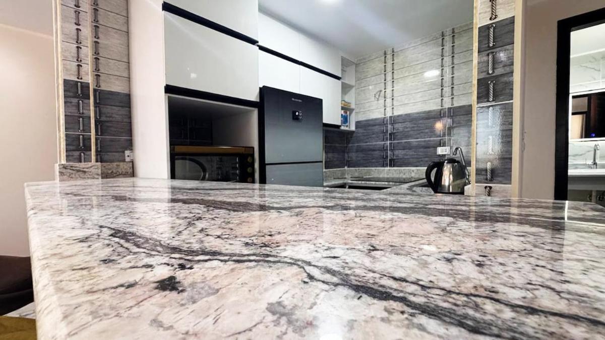 2 Bedrooms In Hub Apartment