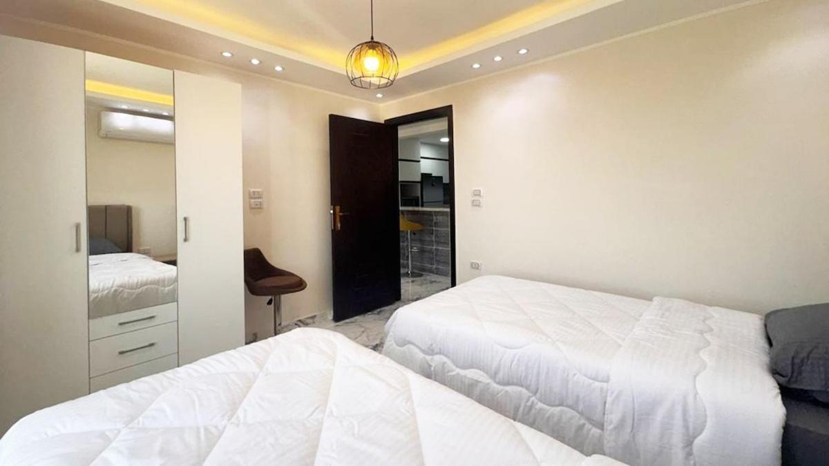 2 Bedrooms In Hub Apartment