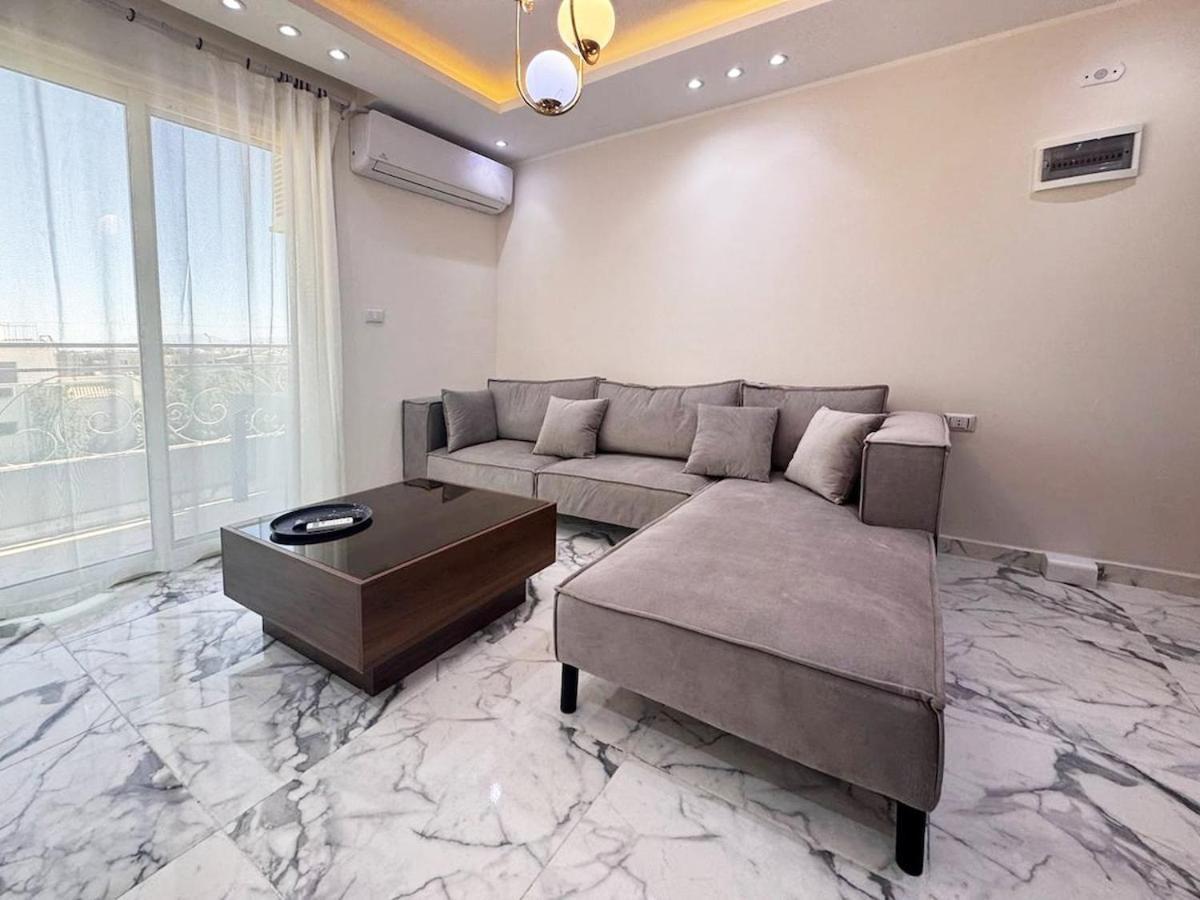 2 Bedrooms In Hub Apartment